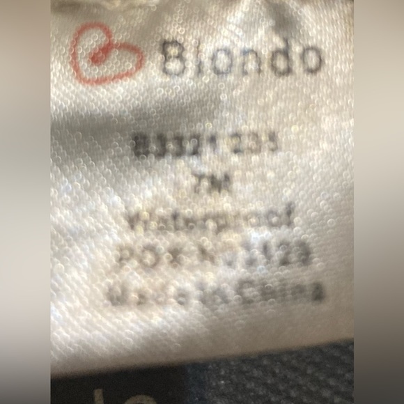 Ladies Size 7M Blondo Waterproof Brown SuedeLeather WithFur Lined SlipOn Shoes - Picture 9 of 10